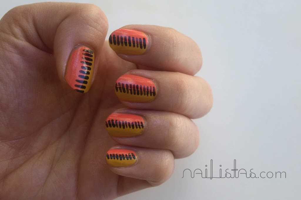Uñas decoradas estilo ochentas 80's style nail art   http://www.nailistas.com/