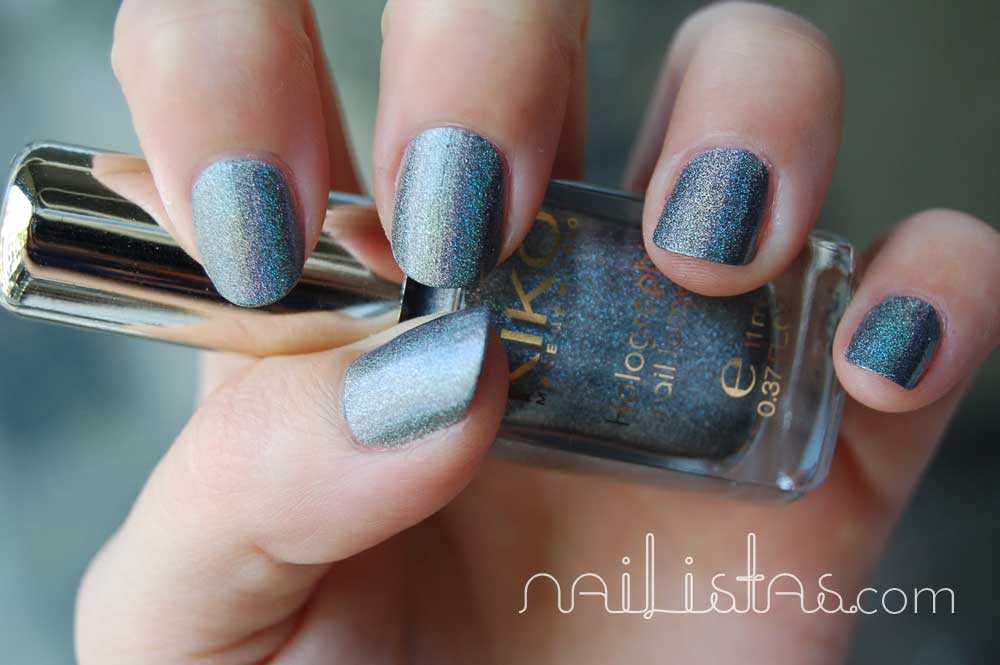 Kiko Makeup Holográfico >>> 400 Steel Grey Kiko Makeup Holográfico >>> 400 Steel Grey