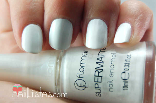 Flormar Supermatte nail enamel M103 Swatch Flormar Supermatte nail enamel M103 Swatch