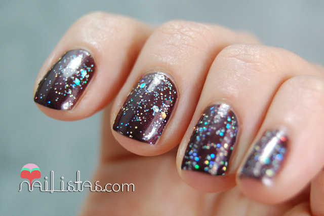 swatch esmalte essie decadent dish // esmalte glitter deliplus