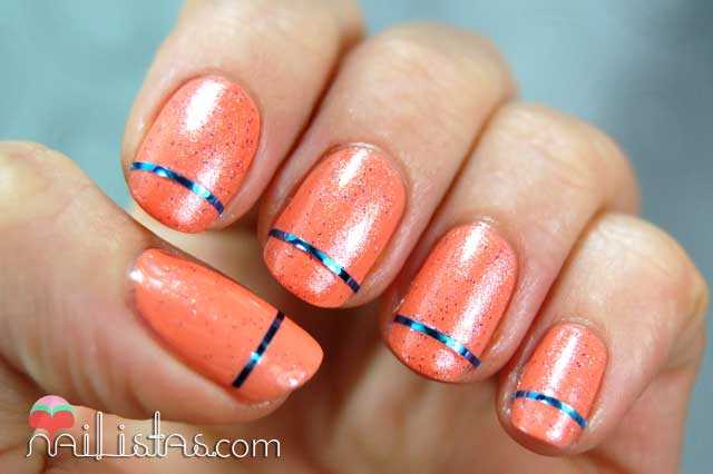 Nail art con cinta para decorar uñas