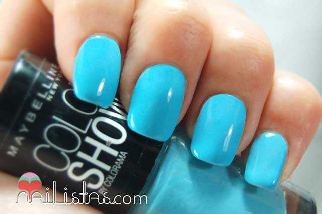 Cool Blue Swatch // Color Show Maybelline New York
