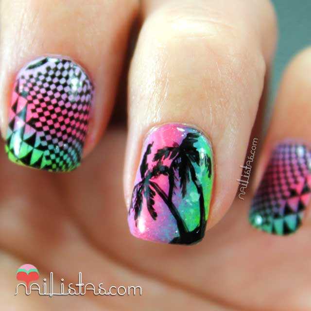 Uñas decoradas con degradado y palmeras de verano Uñas decoradas con degradado y palmeras de verano