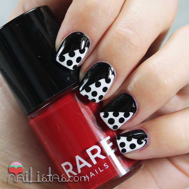 Uñas decoradas con lunares blanco y negro Uñas decoradas con lunares blanco y negro