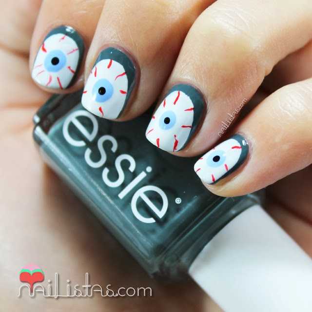 Uñas decoradas de Halloween | Ojos Sangrientos