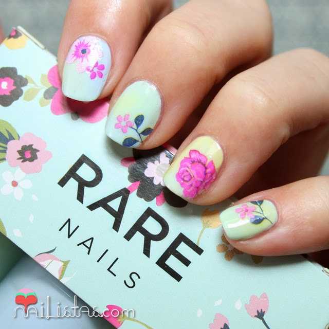 Unas Decoradas Con Flores In Bloom De Rare Nails Nailistas Esmaltes Permanentes Y Productos De Unas Nailistas Esmaltes Permanentes Y Productos De Unas Tienda Online De