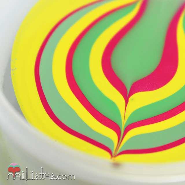 Water marble para las uñas