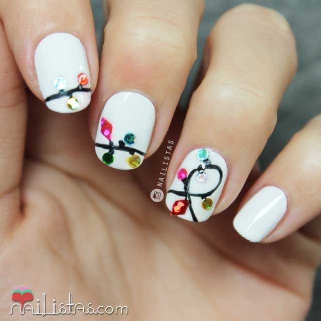 Nail art con luces de Navidad