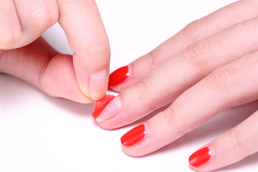 Why does permanent nail polish peel off completely? 9 reasons — Nailists