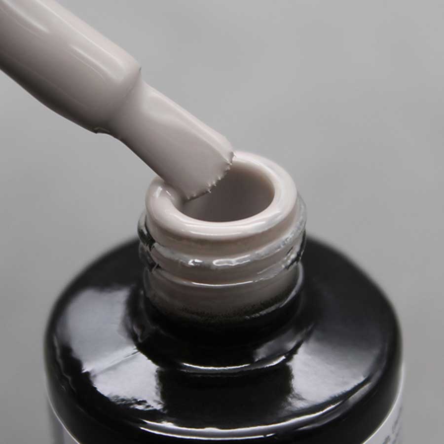 esmalte semipermanente gris Celine de Nailistas