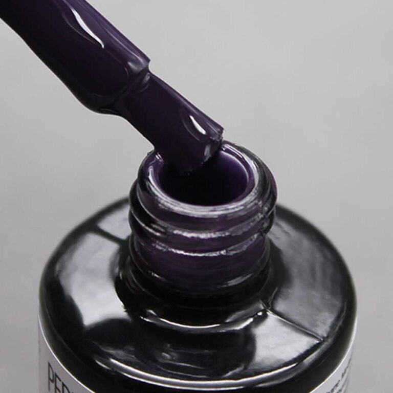 esmalte semipermanente color morado Kesha de Nailistas