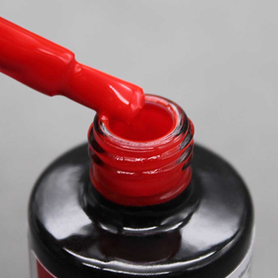 esmalte semipermanente color rojo Lana de Nailistas